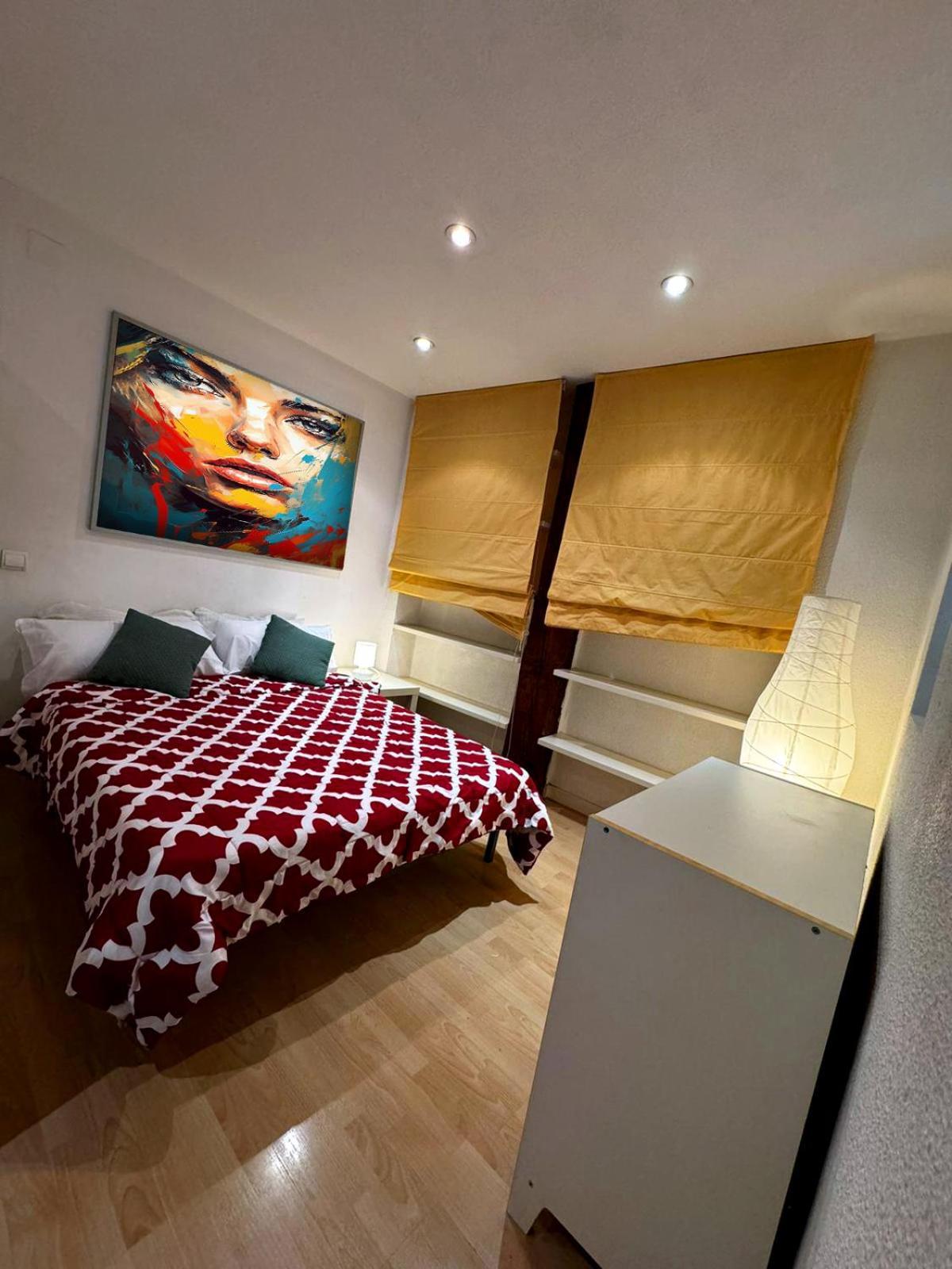Prado Atocha Apartaments Мадрид Экстерьер фото